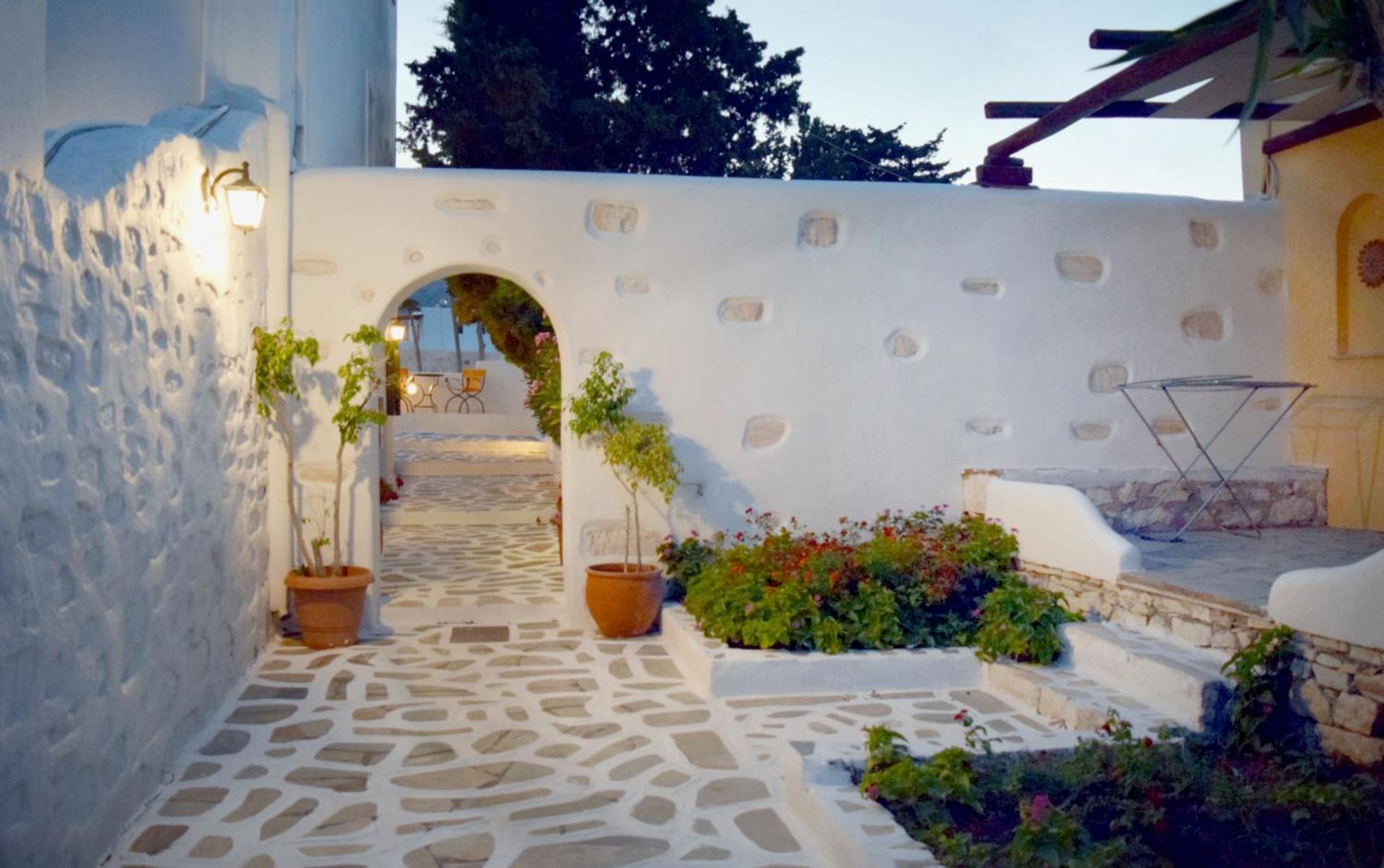 Tzane Studios & Apartments - Steps Away From Golden Beach คริสซี อัคติ ภายนอก รูปภาพ