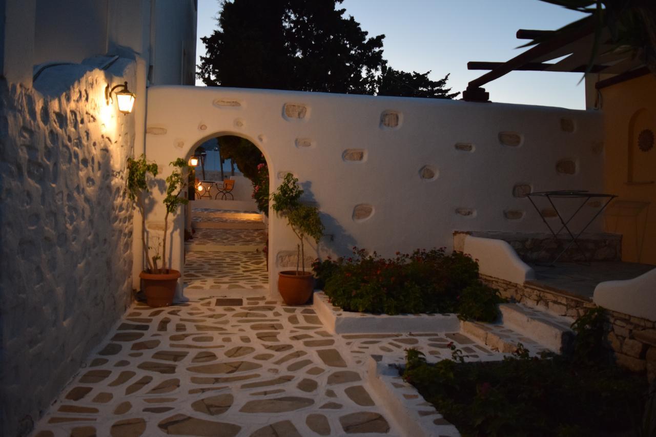 Tzane Studios & Apartments - Steps Away From Golden Beach คริสซี อัคติ ภายนอก รูปภาพ